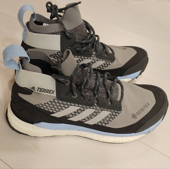 NWT Adidas Terrex Free Hiker GTX Boots sz 8 Women's - Picture 7 of 11